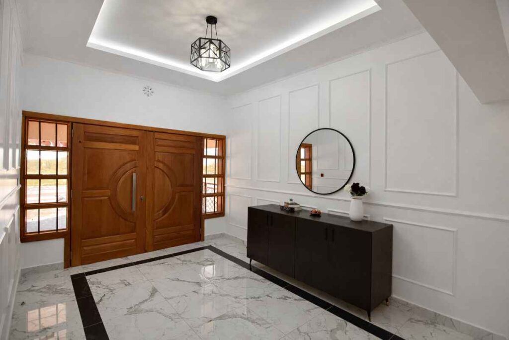modern wainscoting panels _ dezine point interiors