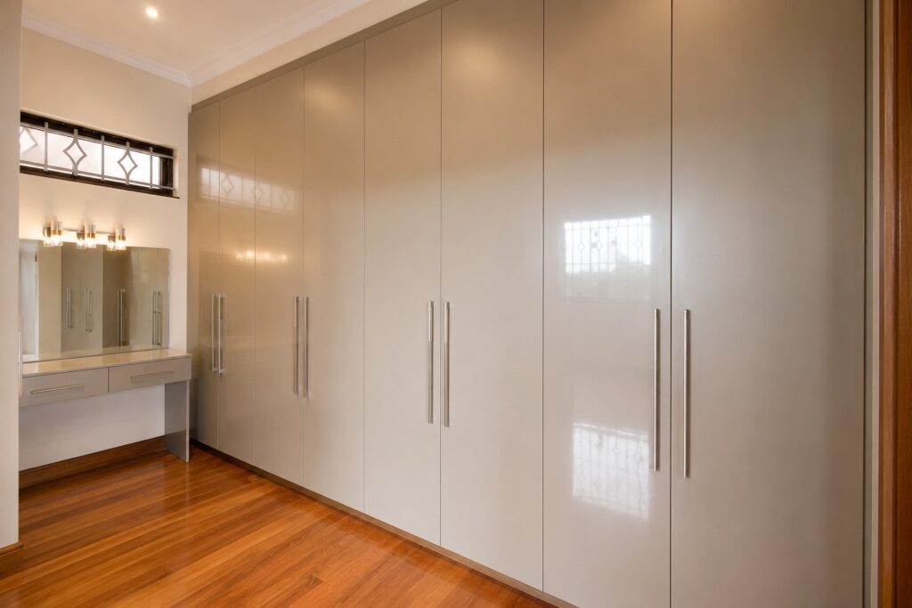 Karen Walk in Closet | Wardrobe Design2