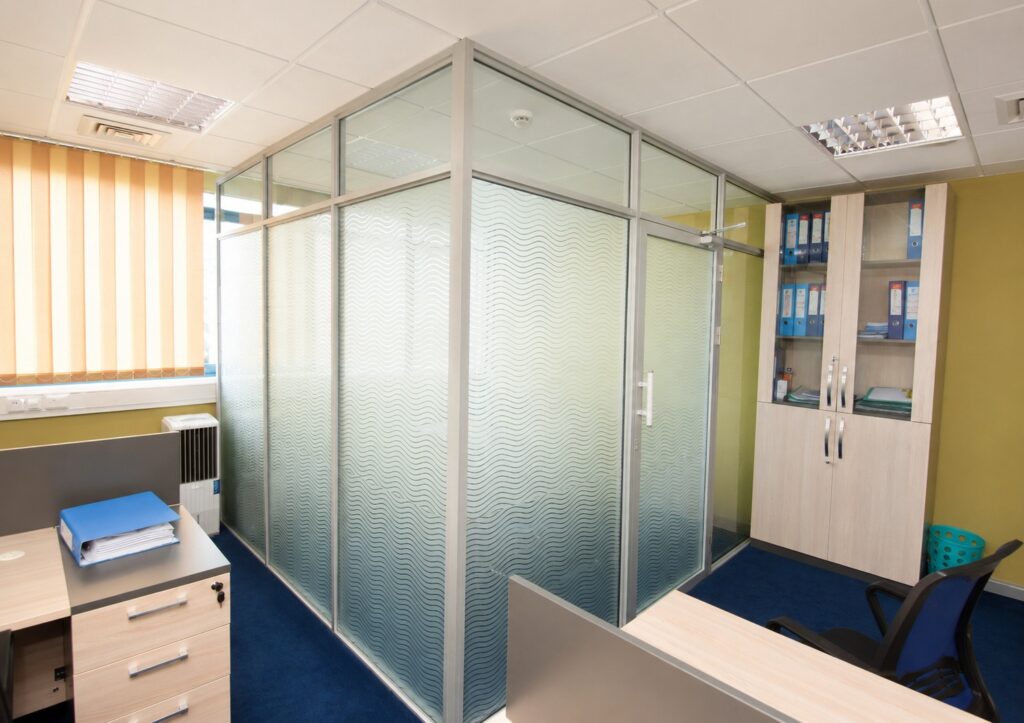 Momentum Freight office partitioning