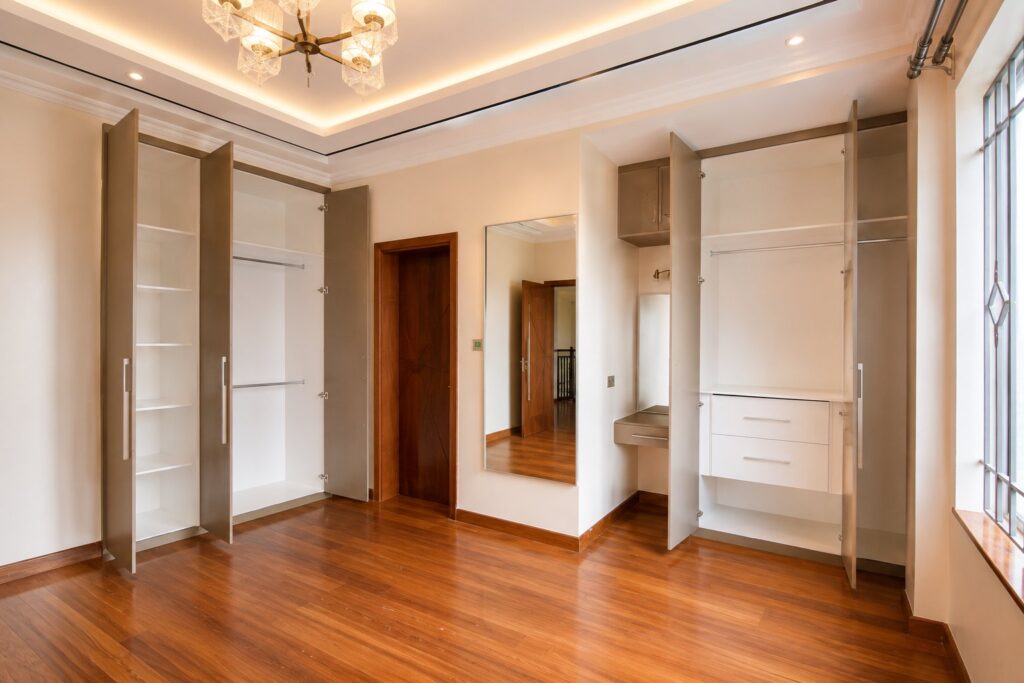karen wardrobe design3